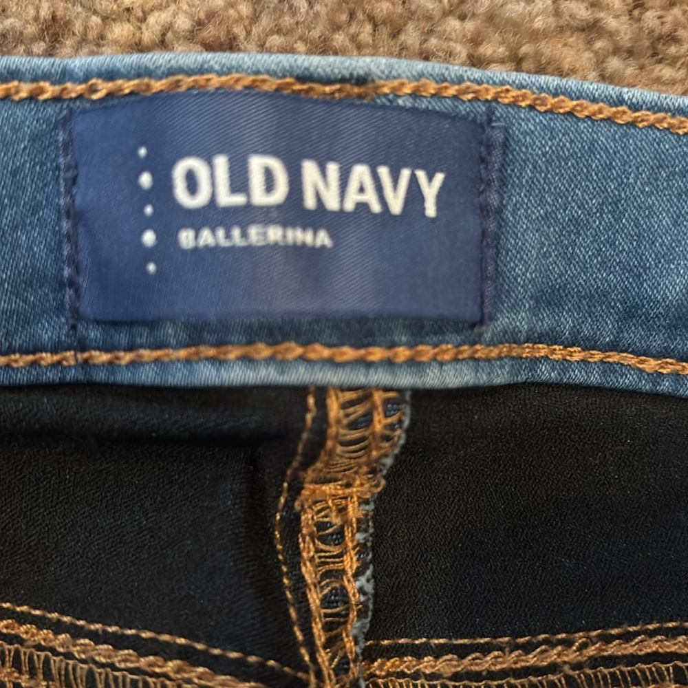 Old Navy Blue Skinny Jeans Versatile Everyday Wear - Picture 3 of 5